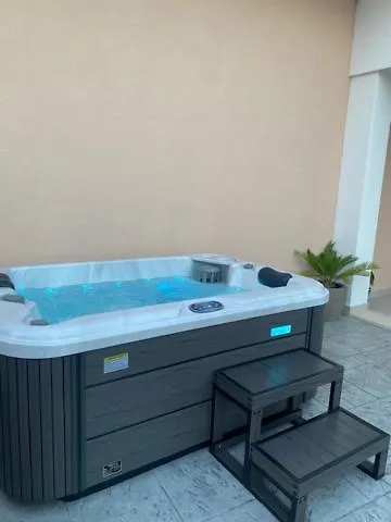 Merelia Luxury Charaki