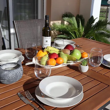 Merelia Luxury * Charaki