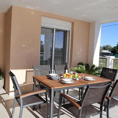 Merelia Luxury Charaki